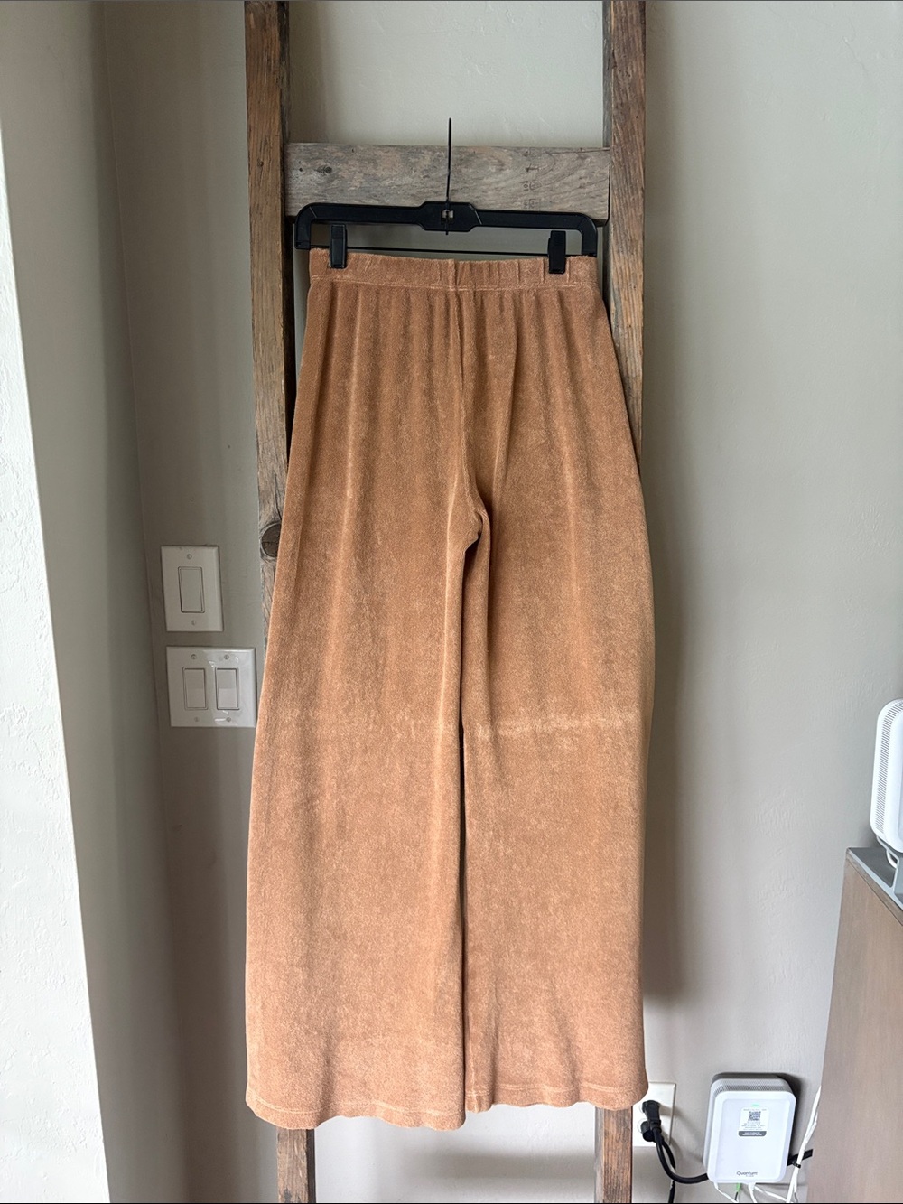 NEW SUZIE KONDI zephyra flare terry pants in pecan size small - Picture 9 of 10